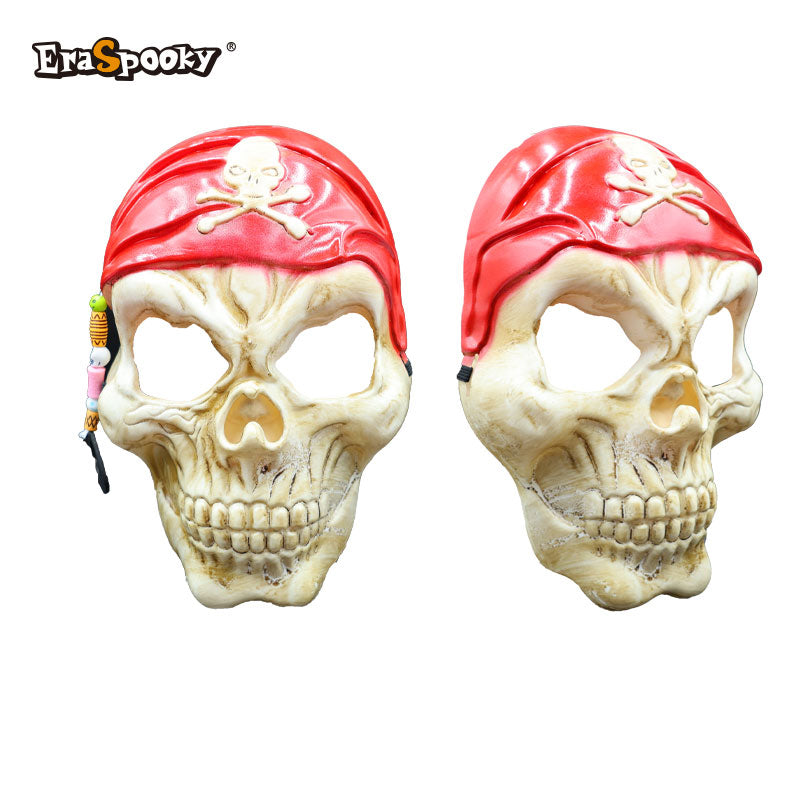 Máscara Calavera Pirata con Pañuelo Rojo – Botín de terror a la vista