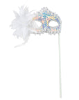 Máscara de carnaval con plumas y brillo – Modelo de mano