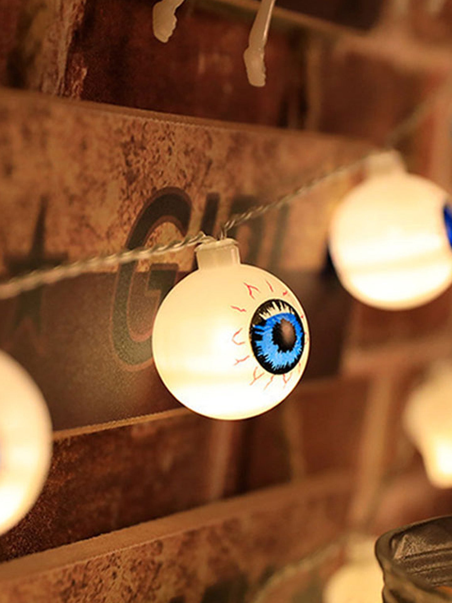 Guirnalda de Calaveras con Luz LED – Decoración Terrorífica de Halloween